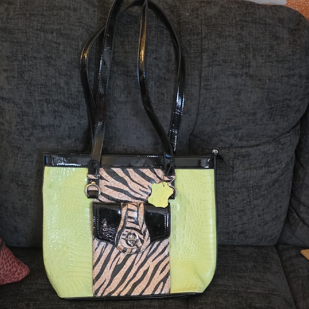 MC Marc Chantal Lime Green & Zebra Print Shoulder Bag –approx 13x11x5
